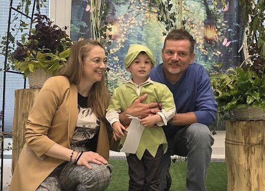 Grafika 63: Uroczyste zakończenie roku  Absolwentów Gminnego Żłobka w Charbrowie w roku szkolnym 2024/2025