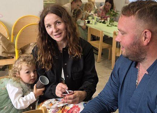 Grafika 65: Uroczyste zakończenie roku  Absolwentów Gminnego Żłobka w Charbrowie w roku szkolnym 2024/2025