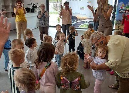 Grafika 1: Spotkanie z Seniorami pod nazwą "Z muzyką ludową nam do twarzy"