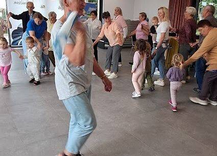 Grafika 15: Spotkanie z Seniorami pod nazwą "Z muzyką ludową nam do twarzy"