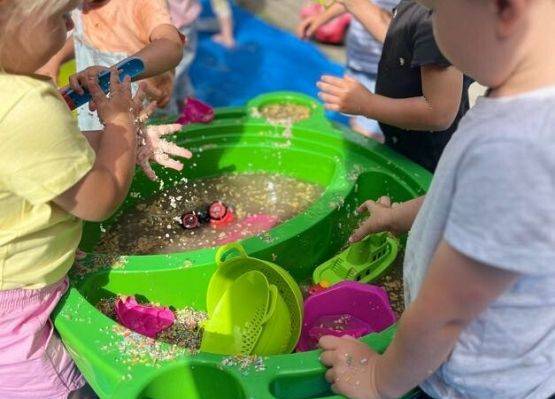 Grafika 7: Lato w żłobku