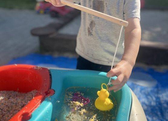 Grafika 16: Lato w żłobku