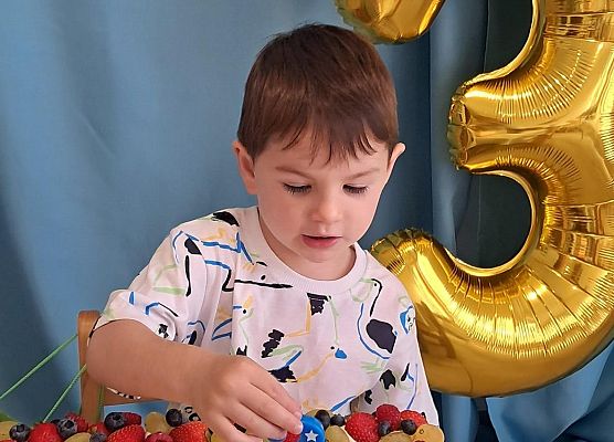 Grafika 2: 3 urodzinki Hubercika