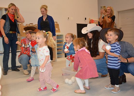 Grafika 77: Jubileusz 5 urodzin Gminnego Żłobka w Charbrowie