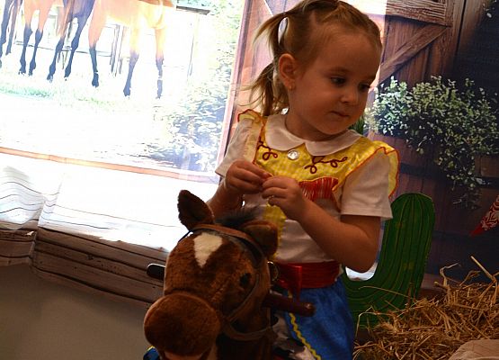 Grafika 125: Jubileusz 5 urodzin Gminnego Żłobka w Charbrowie