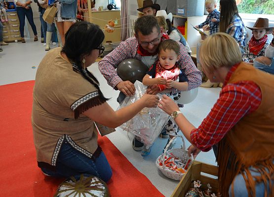 Grafika 128: Jubileusz 5 urodzin Gminnego Żłobka w Charbrowie