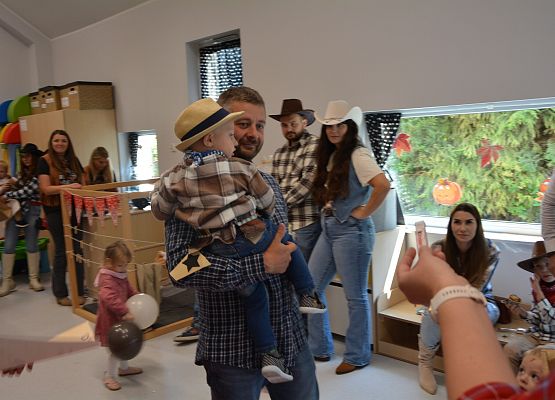 Grafika 139: Jubileusz 5 urodzin Gminnego Żłobka w Charbrowie