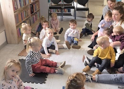 Grafika 12: Wyjście do Biblioteki Publicznej w Wicku