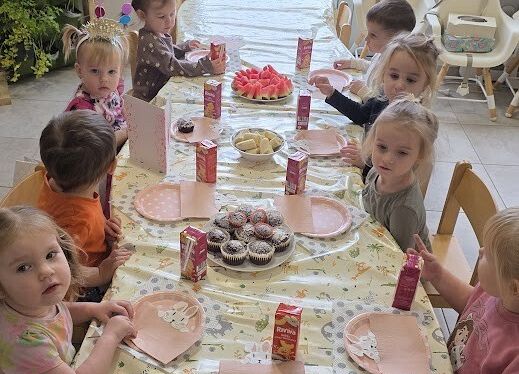 Grafika 7: Drugie urodzinki Oliwki