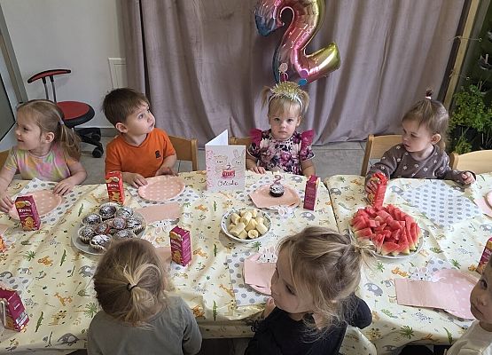 Grafika 11: Drugie urodzinki Oliwki