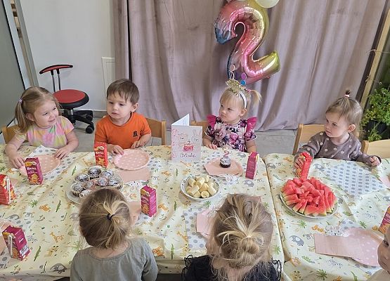 Grafika 12: Drugie urodzinki Oliwki