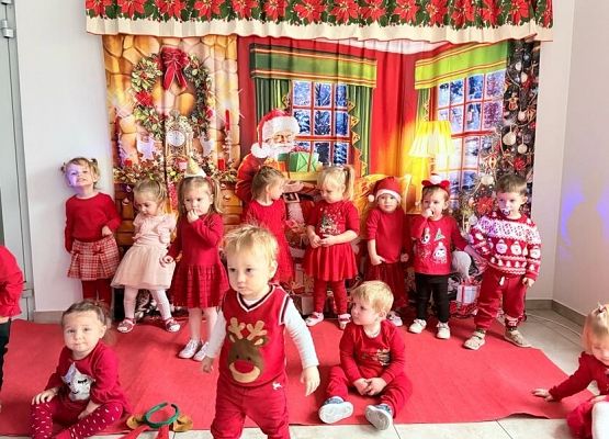 Grafika 2: Mikołajki