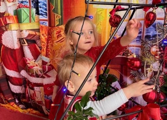 Grafika 8: Mikołajki