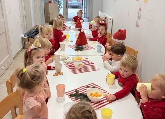 Grafika 9: Mikołajki