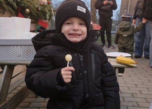 Grafika 1: Jarmark Bożonarodzeniowy