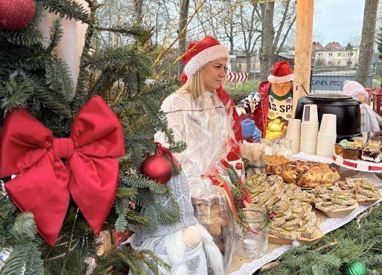 Grafika 35: Jarmark Bożonarodzeniowy