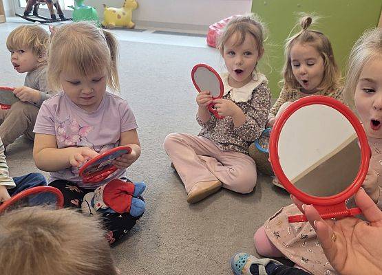 Grafika 22: Temat kompleksowy ,,Części ciała''