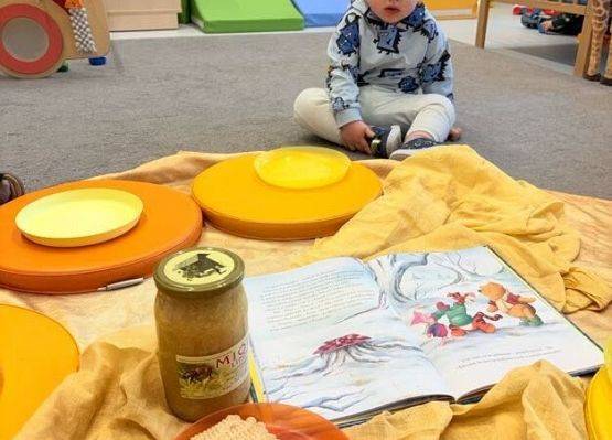 Grafika 16: Dzień Kubusia Puchatka