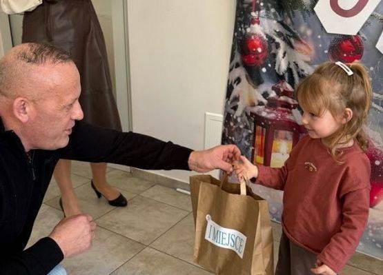 Grafika 13: Rozstrzygniecie Konkursu Rodzinnego "Karmnik dla ptaków"