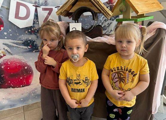 Grafika 10: KONKURS RODZINNY - Karmnik dla ptaków