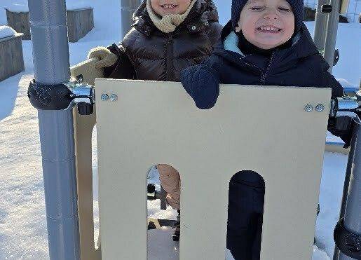 Grafika 9: Temat kompleksowy ,, W krainie Dinozaurów''