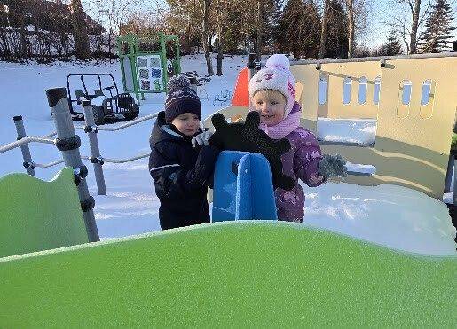 Grafika 10: Temat kompleksowy ,, W krainie Dinozaurów''