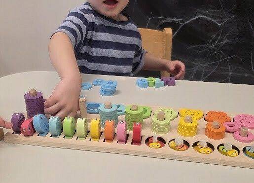 Grafika 20: Temat kompleksowy ,, W krainie Dinozaurów''