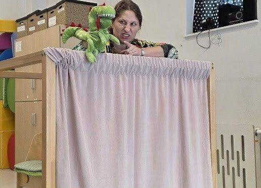 Grafika 36: Temat kompleksowy ,, W krainie Dinozaurów''