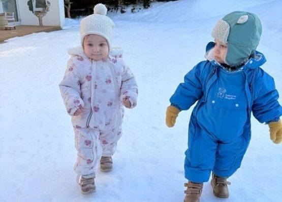 Grafika 27: Temat kompleksowy ,, W krainie Dinozaurów''