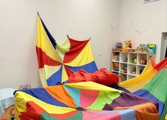 Grafika 2: ,,ŚWIATŁO W RUCHU,,