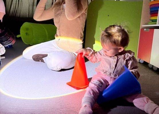 Grafika 5: ,,ŚWIATŁO W RUCHU,,