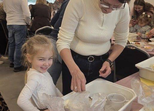 Grafika 7: Słodko z Babcią i Dziadkiem