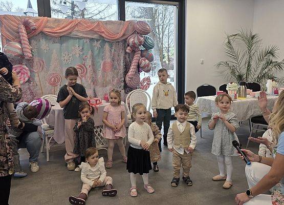 Grafika 15: Słodko z Babcią i Dziadkiem