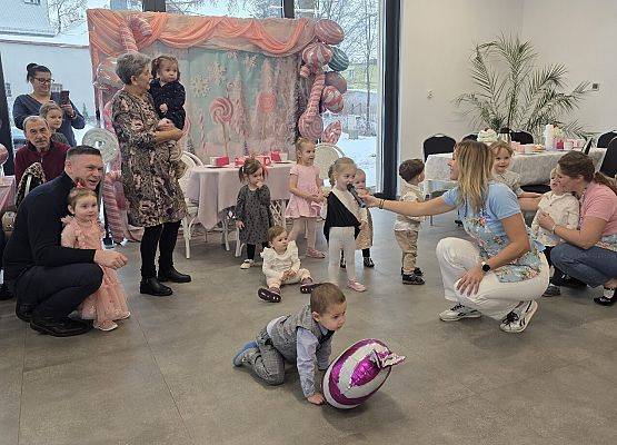 Grafika 16: Słodko z Babcią i Dziadkiem