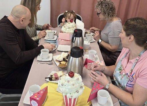 Grafika 19: Słodko z Babcią i Dziadkiem