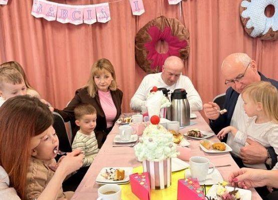 Grafika 50: Słodko z Babcią i Dziadkiem