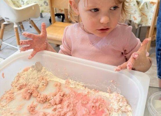 Grafika 4: Ciastolina