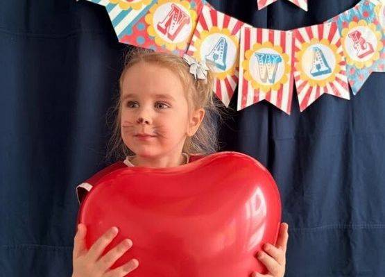 Grafika 9: Bal karnawałowy