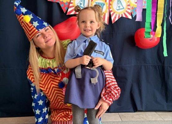 Grafika 13: Bal karnawałowy