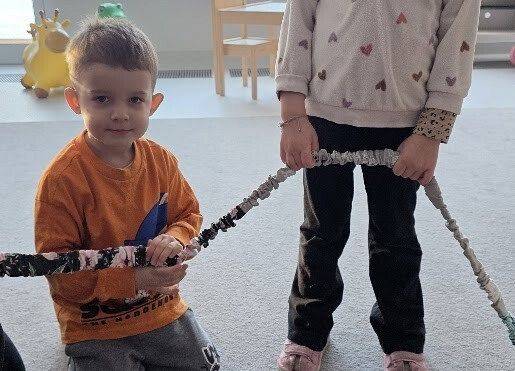 Grafika 1: Kolorowy karnawał