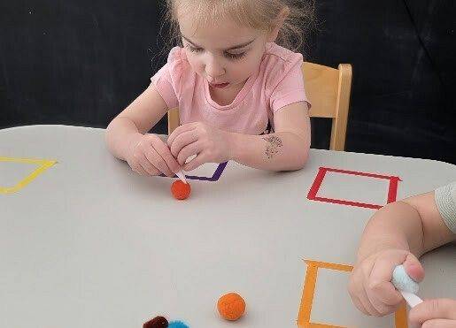 Grafika 34: Kolorowy karnawał