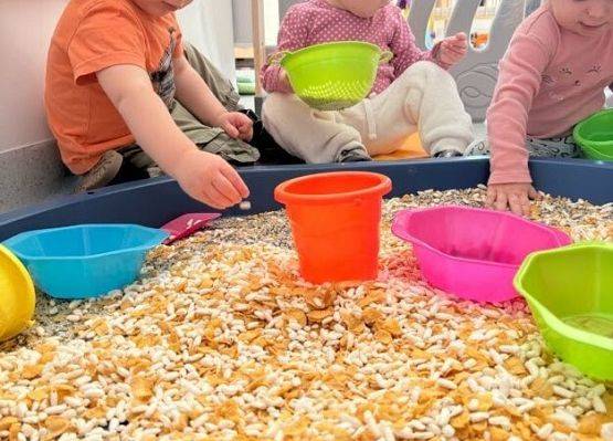 Grafika 38: Kolorowy karnawał