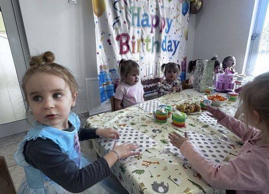 Grafika 5: 3 urodzinki Róży