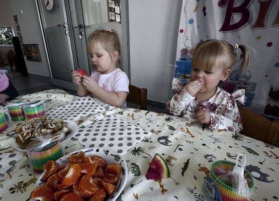 Grafika 7: 3 urodzinki Róży