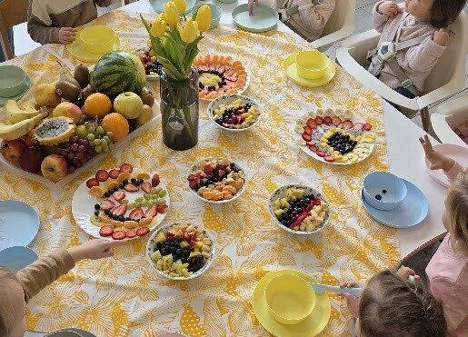 Grafika 11: Owocowy zawrót głowy