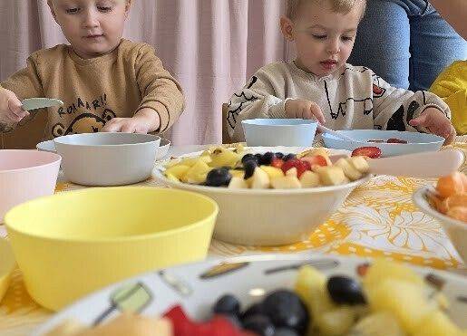 Grafika 14: Owocowy zawrót głowy