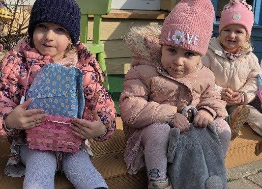 Grafika 9: Spotkanie z Zajączkiem Wielkanocnym