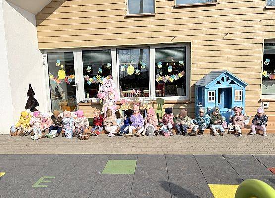 Grafika 21: Spotkanie z Zajączkiem Wielkanocnym