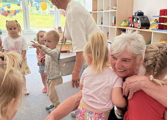 Grafika 9: Odwiedziny Pań z Klubu Seniora