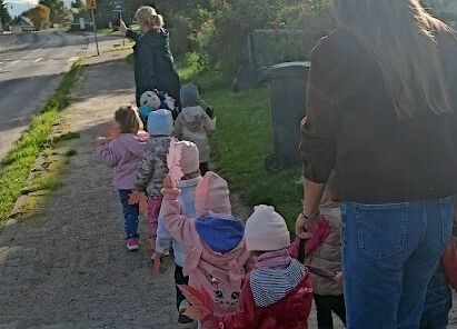 Grafika 1: Powitanie Pani Jesieńi
